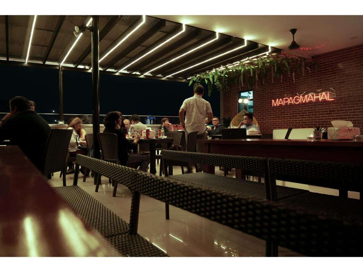 M28 Hotel And Apartments Quezon City Zewnętrze zdjęcie