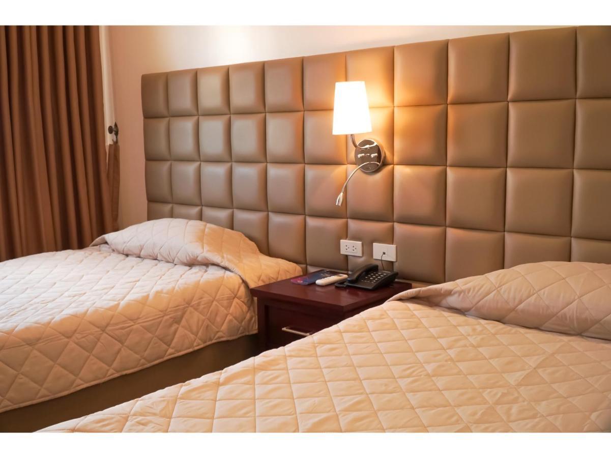 M28 Hotel And Apartments Quezon City Zewnętrze zdjęcie