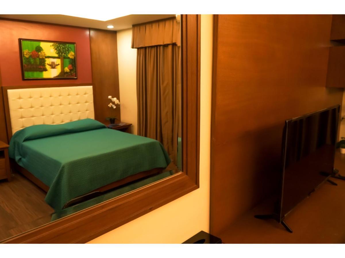 M28 Hotel And Apartments Quezon City Zewnętrze zdjęcie